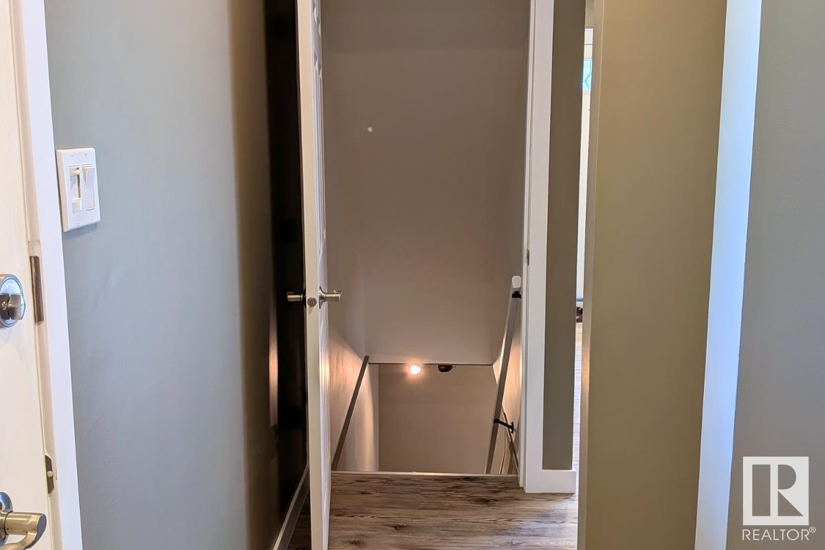 245 Primrose Gd Nw, Edmonton, Alberta  T5T 0R1 - Photo 14 - E4450496