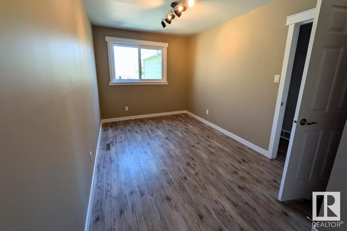 245 Primrose Gd Nw, Edmonton, Alberta  T5T 0R1 - Photo 19 - E4450496