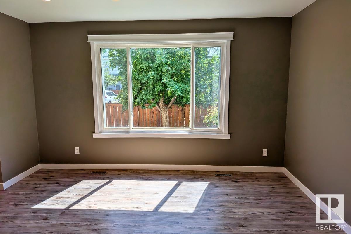245 Primrose Gd Nw, Edmonton, Alberta  T5T 0R1 - Photo 7 - E4450496