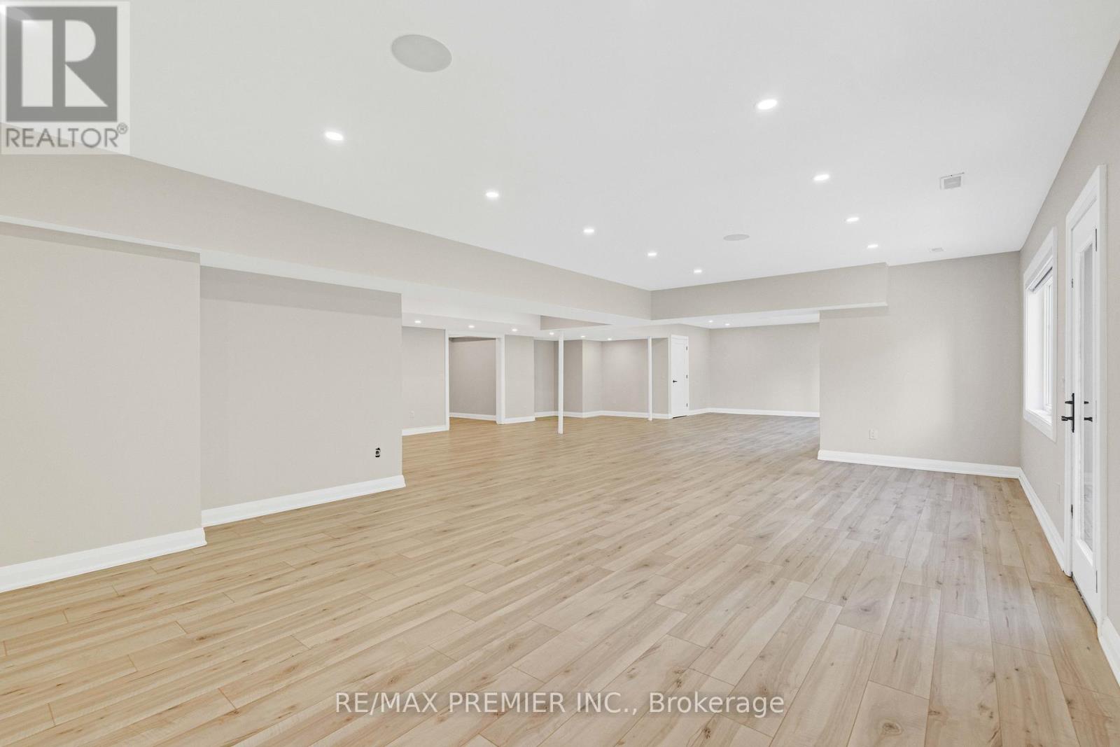 24 Francesca Court, Vaughan, Ontario  L4L 9L2 - Photo 39 - N12316315