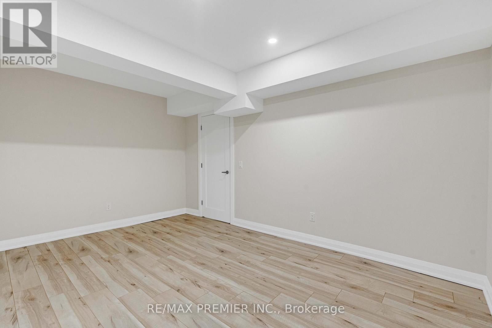 24 Francesca Court, Vaughan, Ontario  L4L 9L2 - Photo 42 - N12316315
