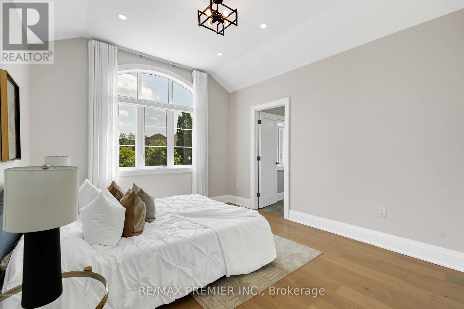 24 Francesca Court, Vaughan, Ontario  L4L 9L2 - Photo 32 - N12316315
