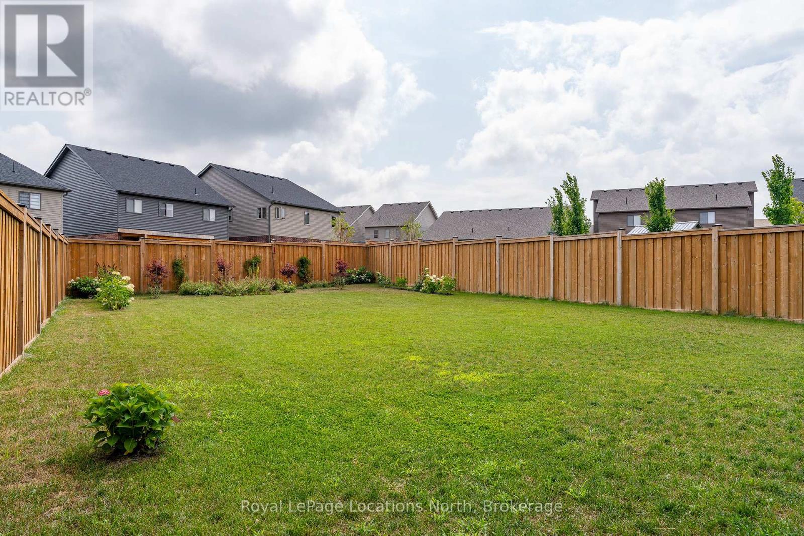 81 Plewes Drive, Collingwood, Ontario  L9Y 3B7 - Photo 35 - S12317249