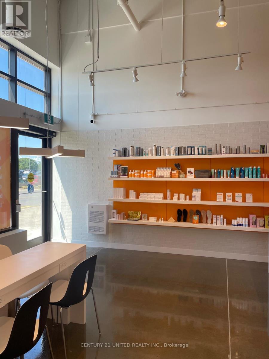 150b - 645 Lansdowne Street W, Peterborough, Ontario  K9J 7Y5 - Photo 10 - X12317293