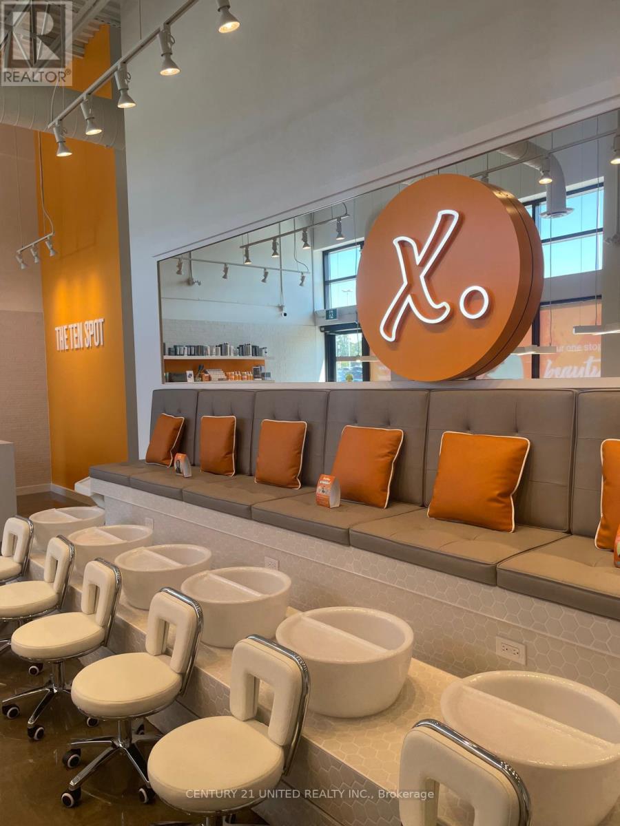 150b - 645 Lansdowne Street W, Peterborough, Ontario  K9J 7Y5 - Photo 8 - X12317293