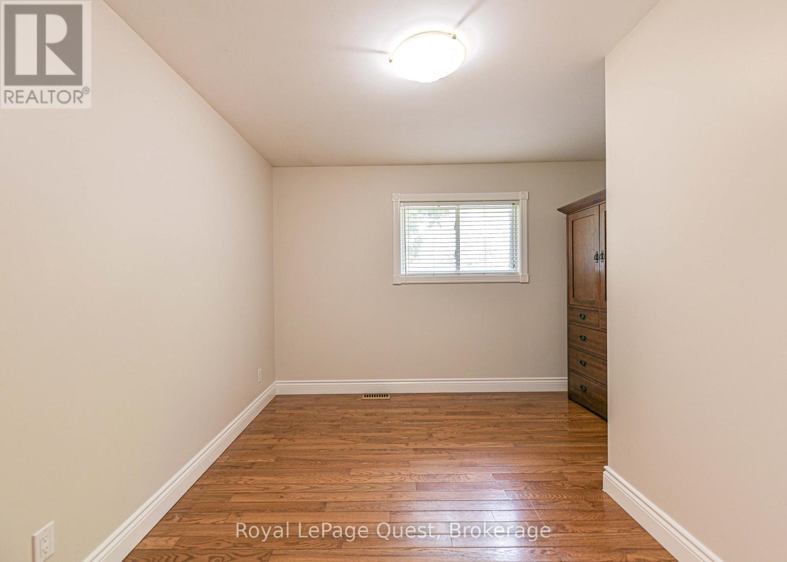 1046 Southwood Road, Gravenhurst, Ontario  P0E 1N0 - Photo 22 - X12317289