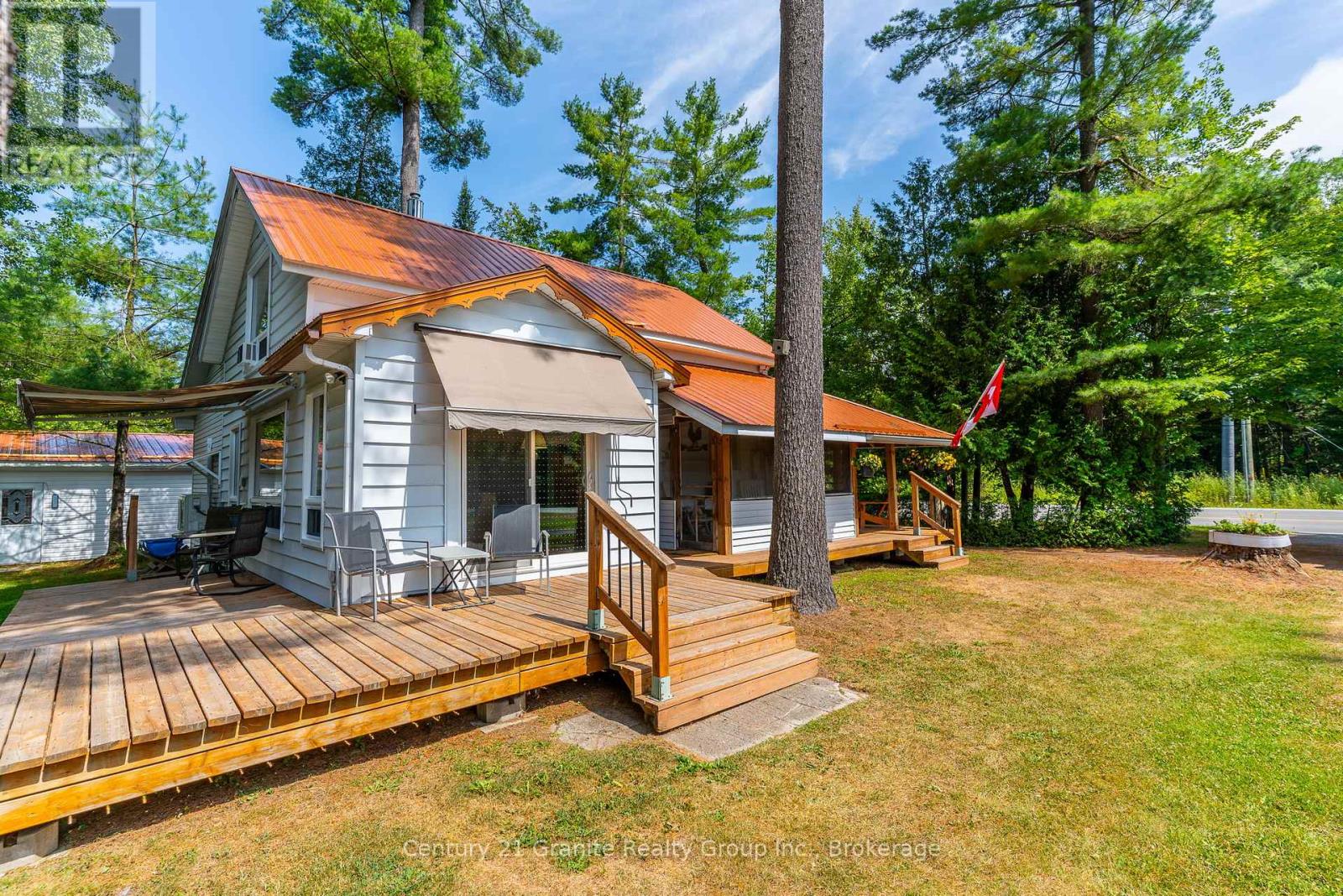 7575 Highway 35, Kawartha Lakes (Laxton/digby/longford), Ontario  K0M 2L0 - Photo 2 - X12317347