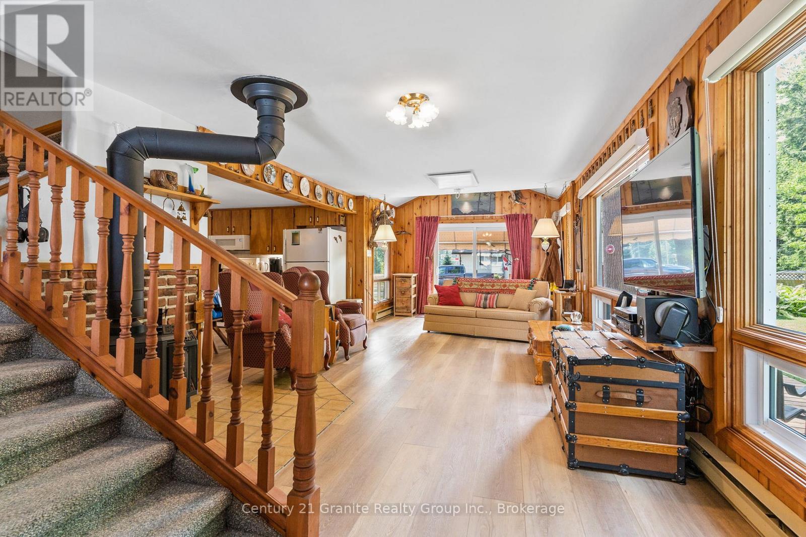 7575 Highway 35, Kawartha Lakes (Laxton/digby/longford), Ontario  K0M 2L0 - Photo 38 - X12317347