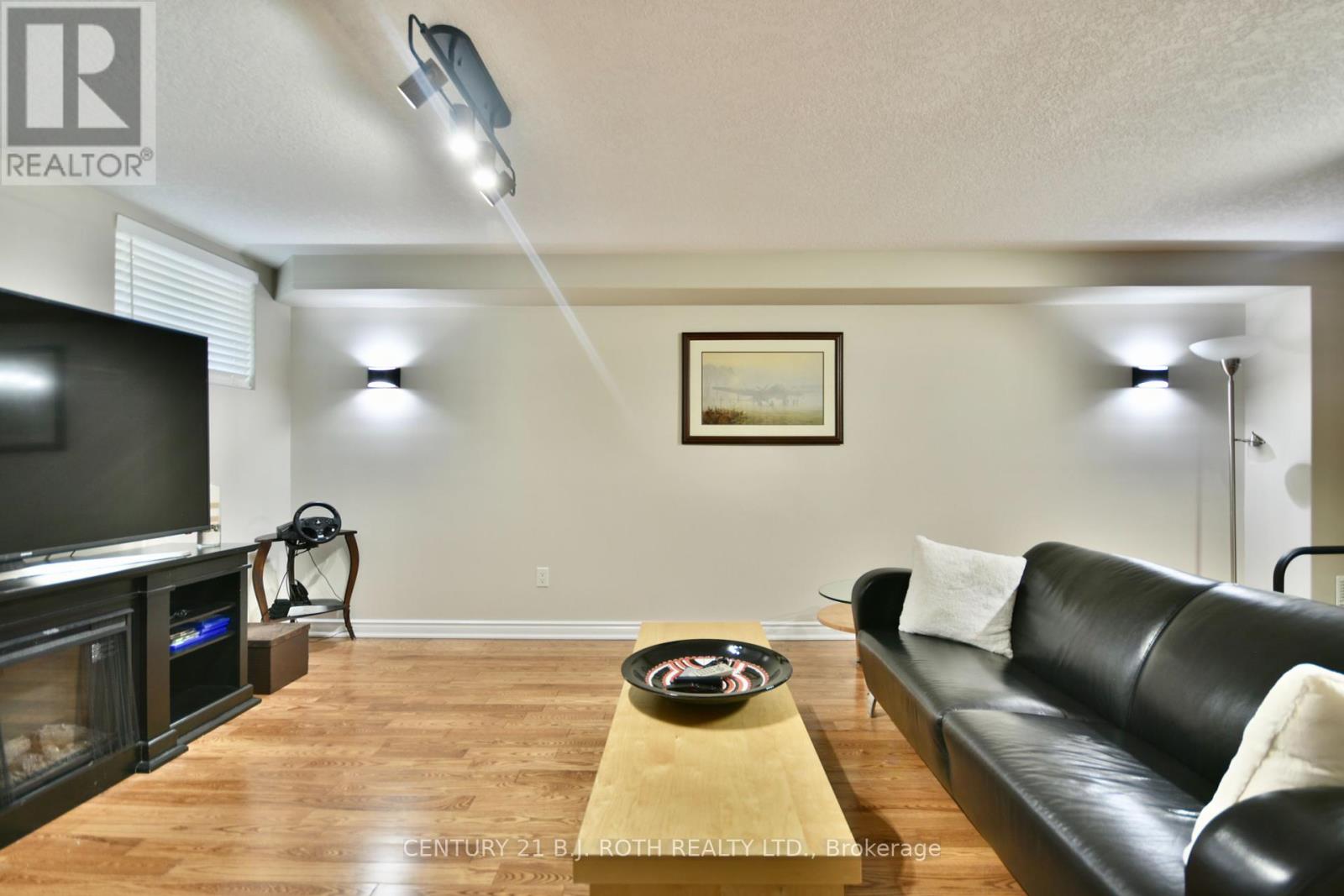 12 Lloyd Cook Drive E, Springwater (Snow Valley), Ontario  L0L 1Y3 - Photo 30 - S12317238