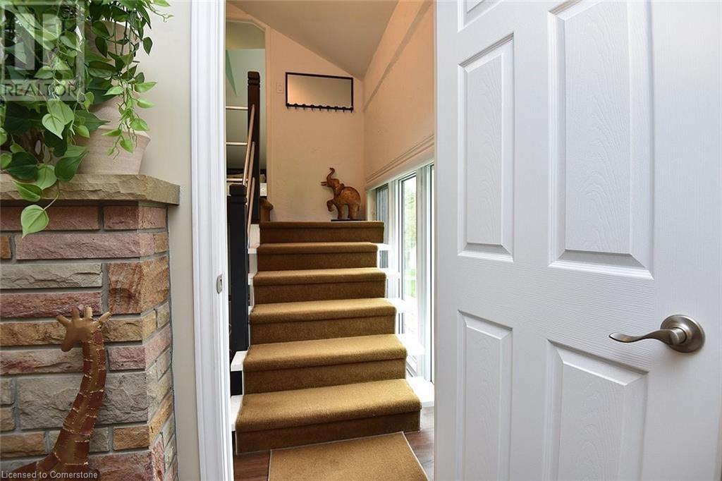 4 Sun Avenue, Dundas, Ontario  L9H 5A5 - Photo 22 - 40756344