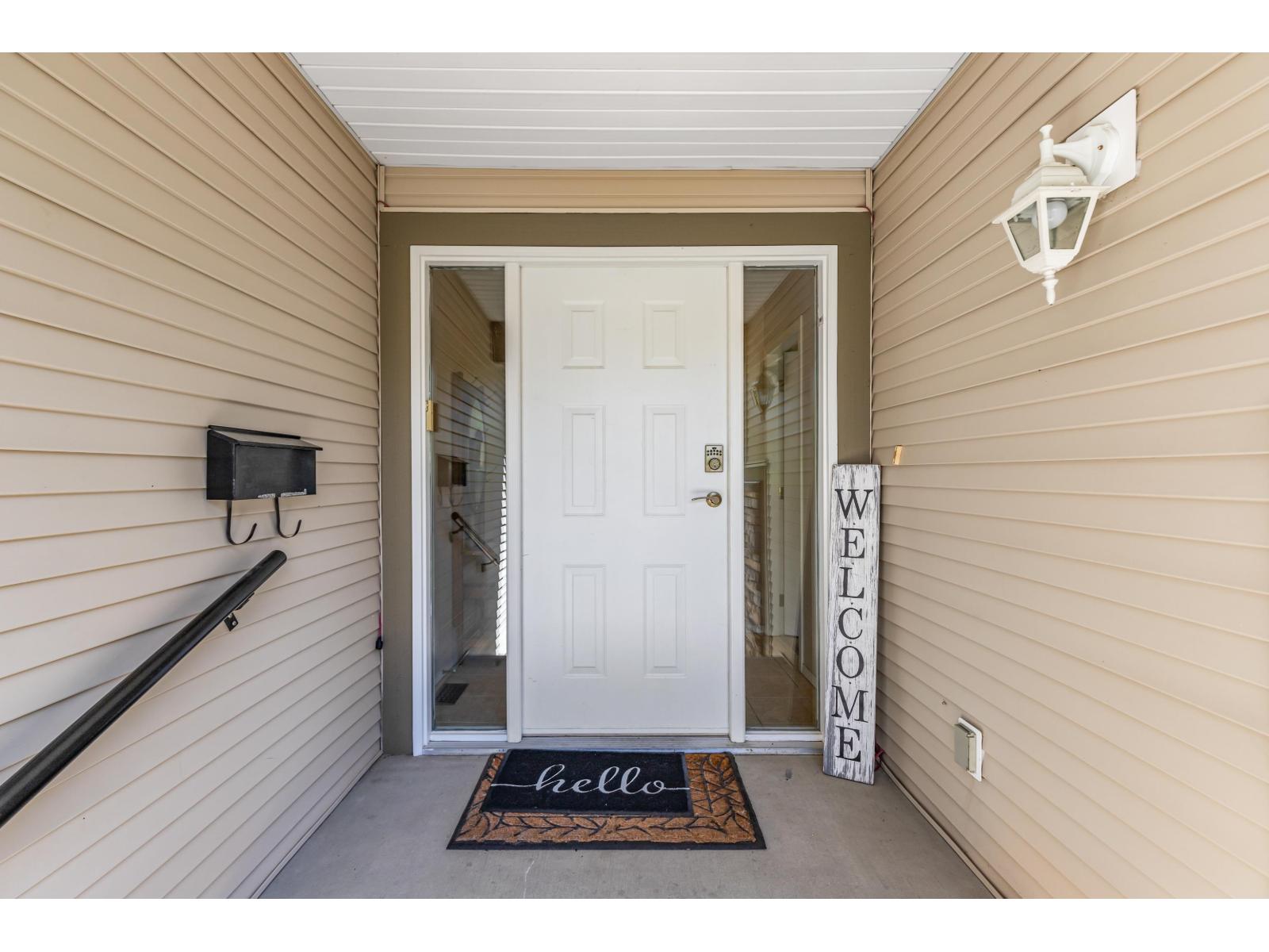 18 3635 Blue Jay Street Street, Abbotsford, British Columbia  V2T 6R6 - Photo 4 - R3032453