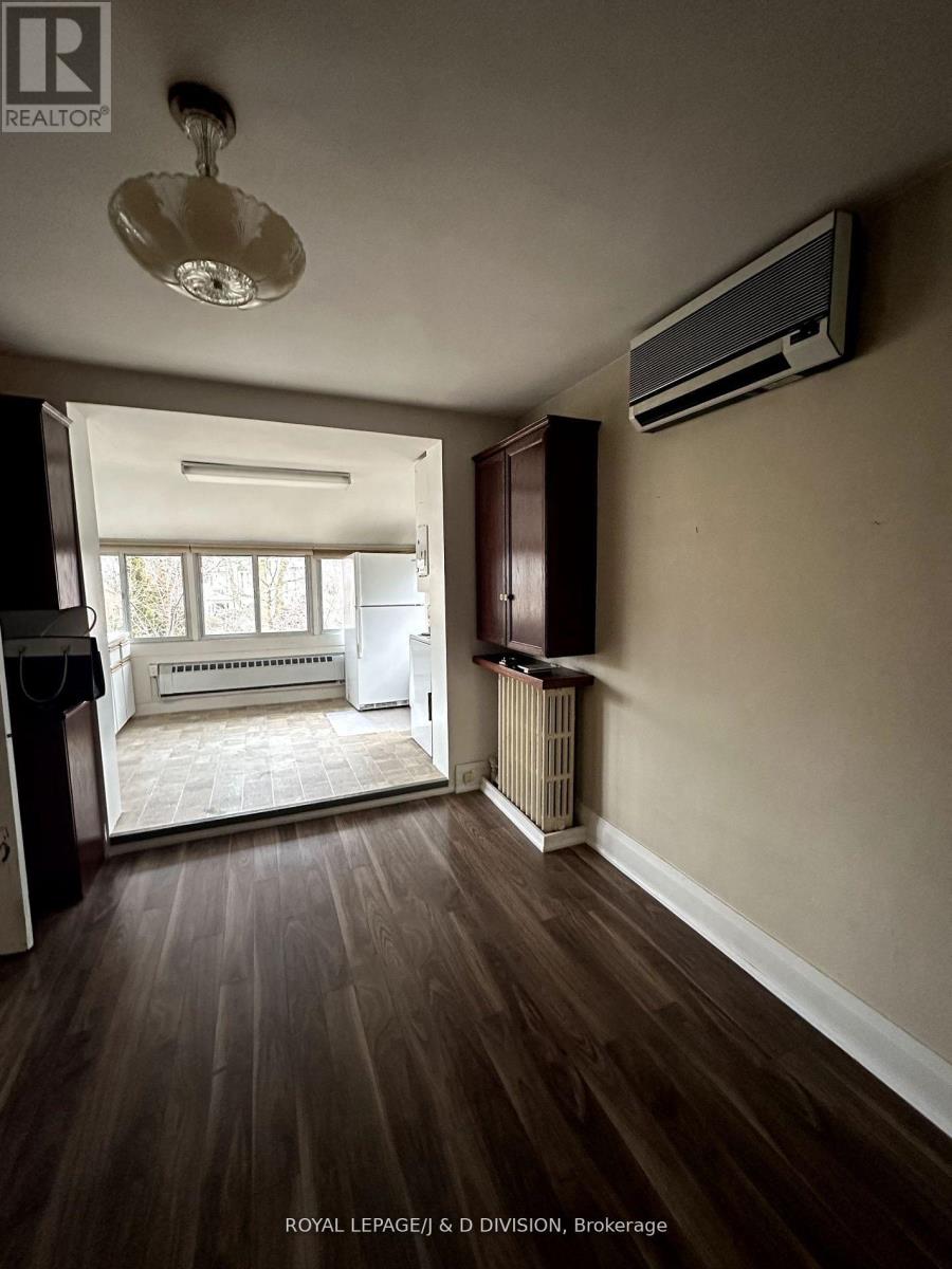 165 High Park Avenue, Toronto, Ontario  M6P 2S3 - Photo 18 - W12317190