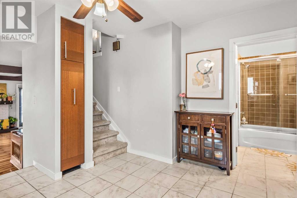 6152 Bowwood Drive Nw, Calgary, Alberta  T3B 2E9 - Photo 7 - A2224301