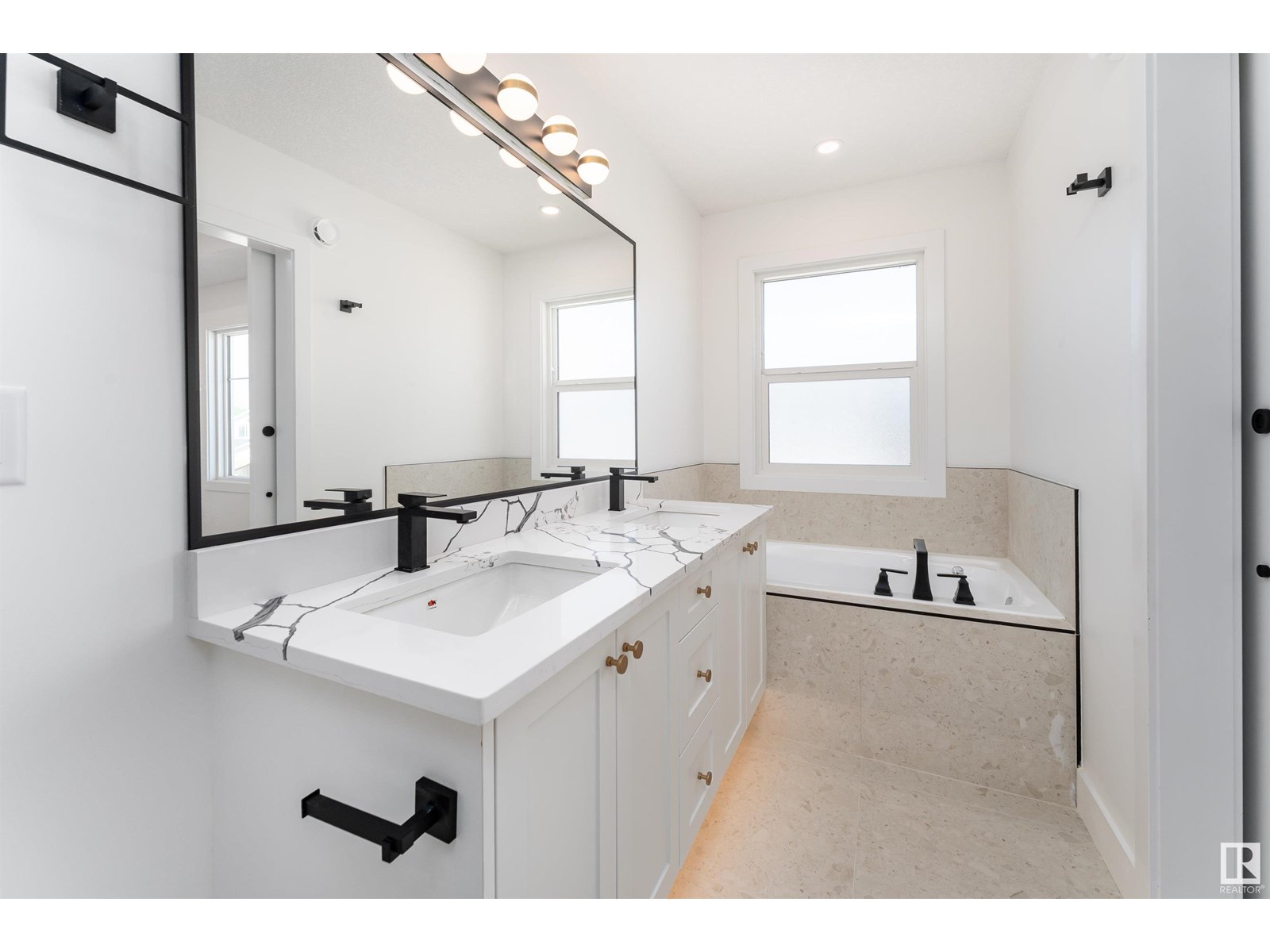 3127 Magpie Wy Nw, Edmonton, Alberta  T5S 0V3 - Photo 22 - E4450509