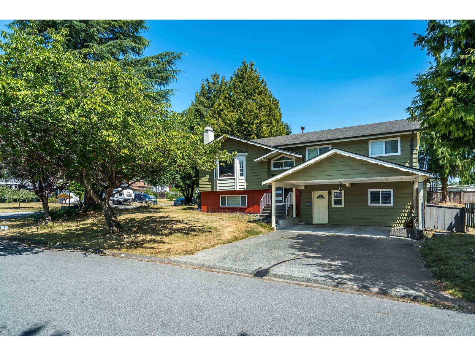 14458 Chartwell Drive, Surrey, British Columbia  V3S 5E4 - Photo 1 - R3030374