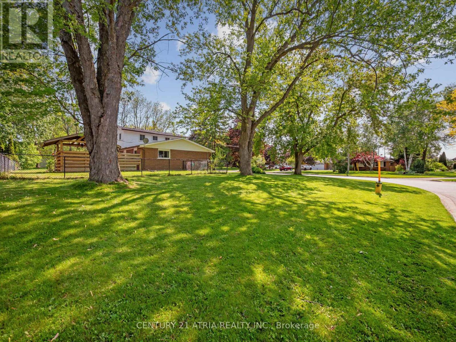 Property at 7 MAY AVENUE image 5