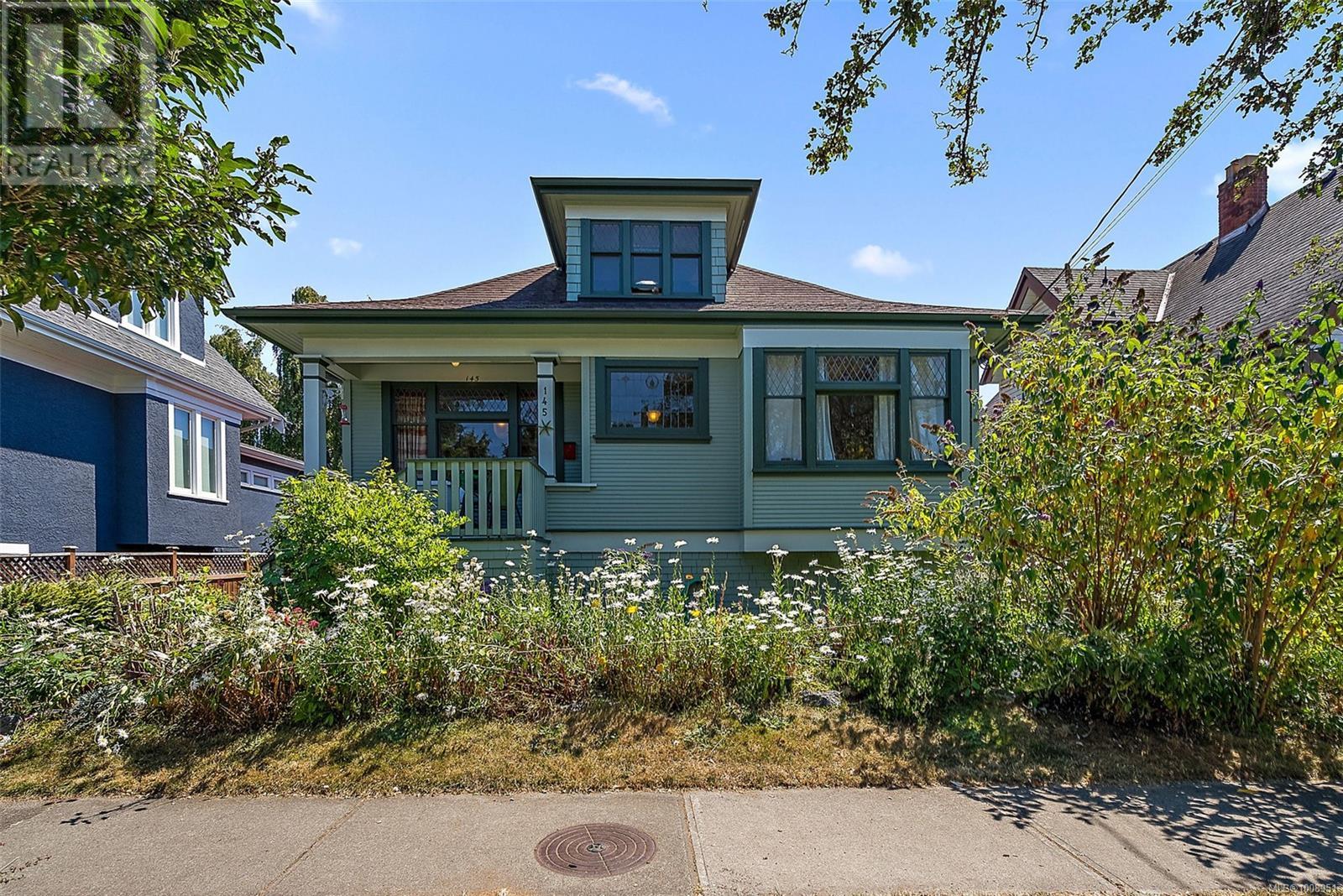 Property at 145 Medana St image 4