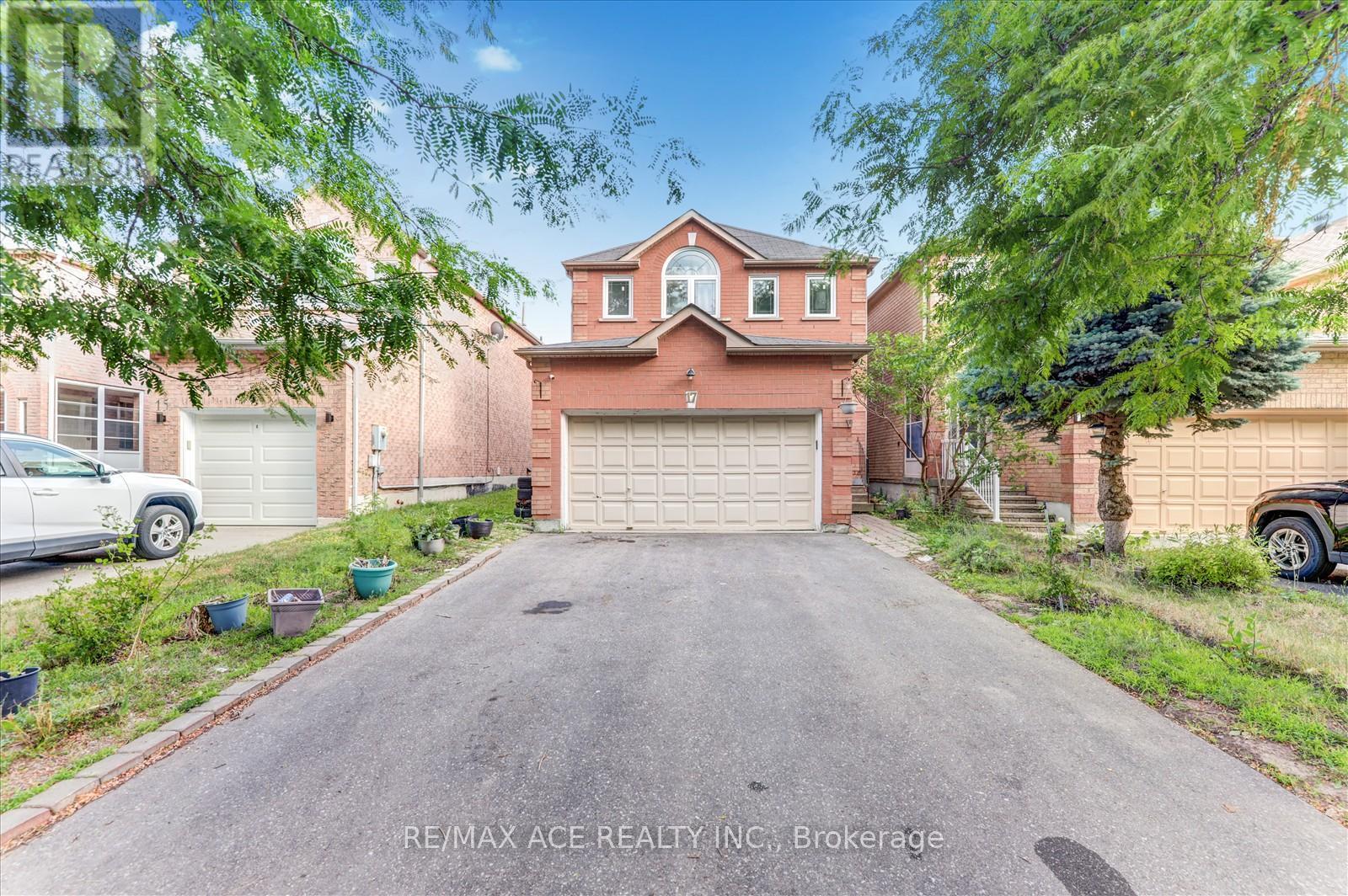 Property at 17 KENBOROUGH COURT image 2