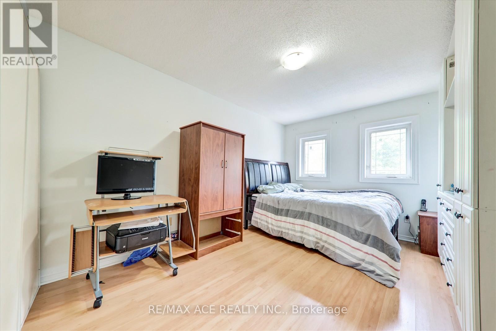 17 Kenborough Court, Markham, Ontario  L3S 3P3 - Photo 24 - N12317271