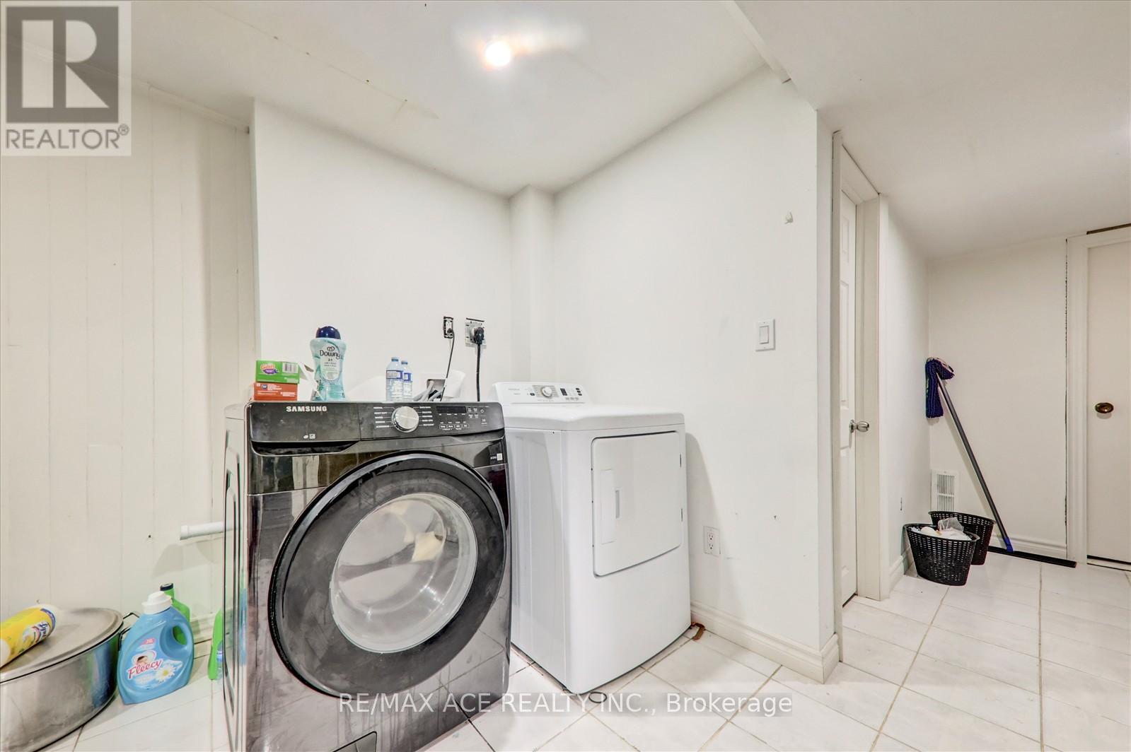 17 Kenborough Court, Markham, Ontario  L3S 3P3 - Photo 27 - N12317271