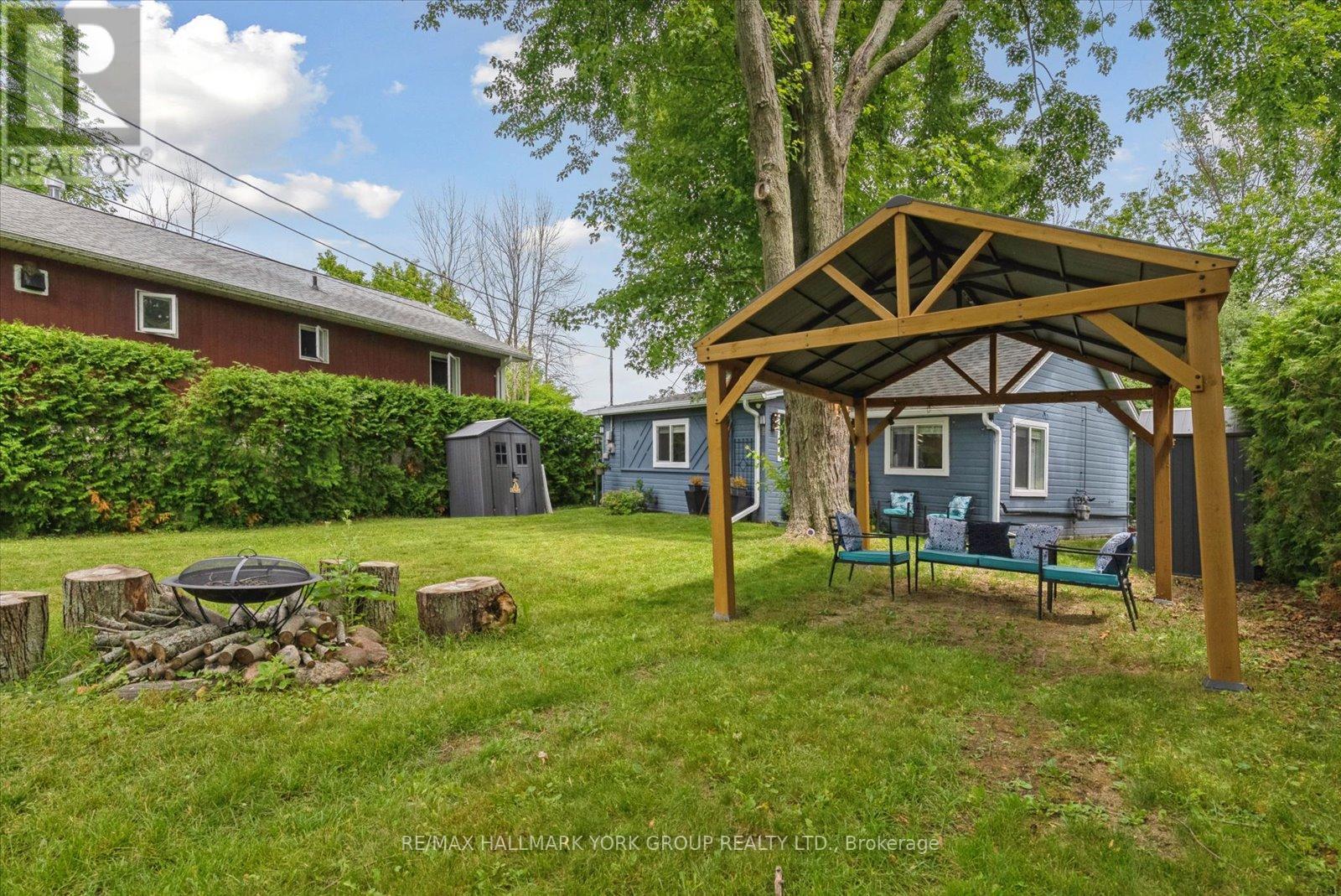 77 Blue Heron Drive, Georgina, Ontario  L0E 1N0 - Photo 2 - N12317273