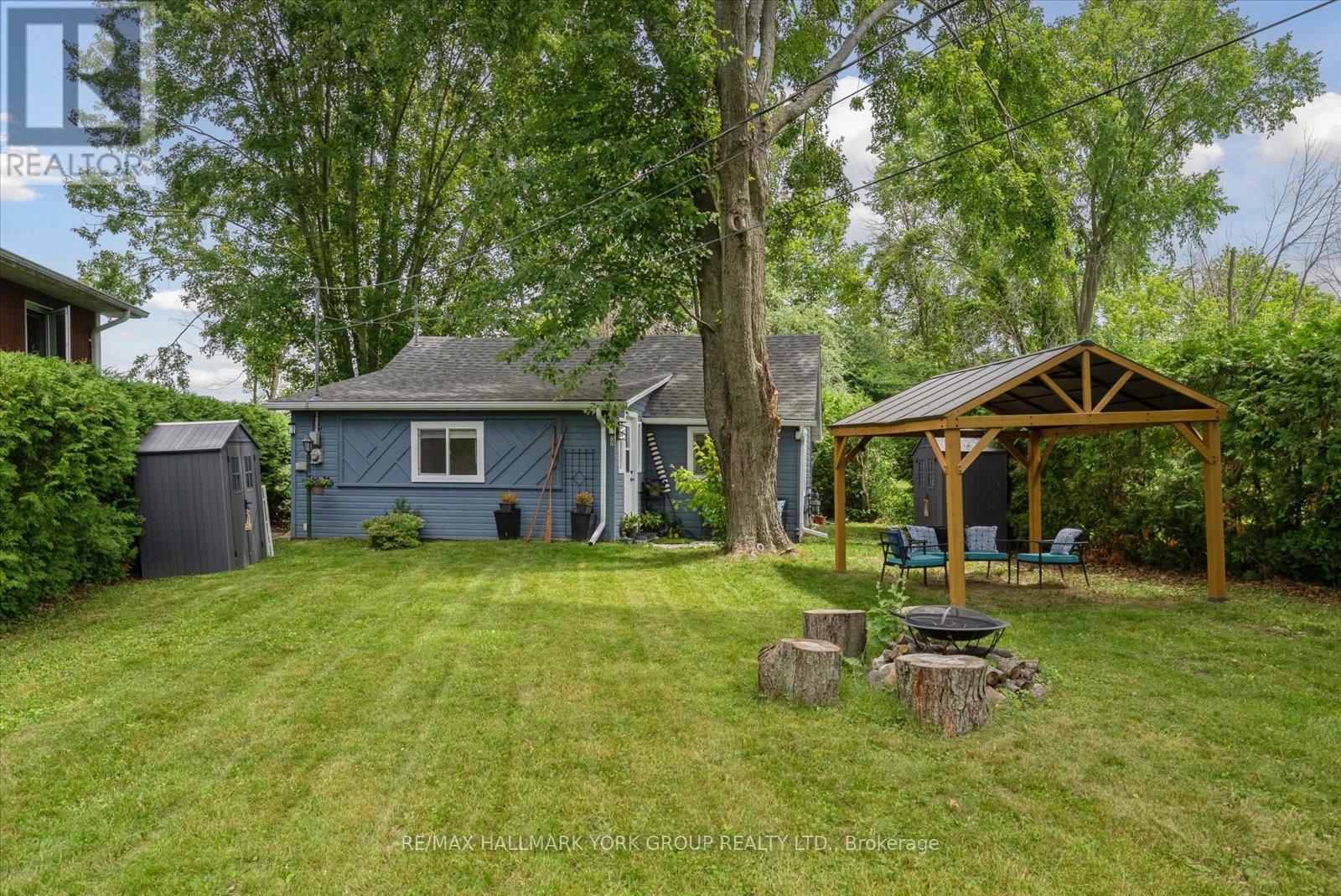 77 Blue Heron Drive, Georgina, Ontario  L0E 1N0 - Photo 3 - N12317273