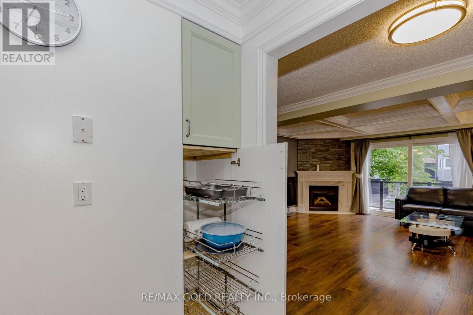 24 Wallace Street, Vaughan, Ontario  L4L 2P3 - Photo 17 - N12317274