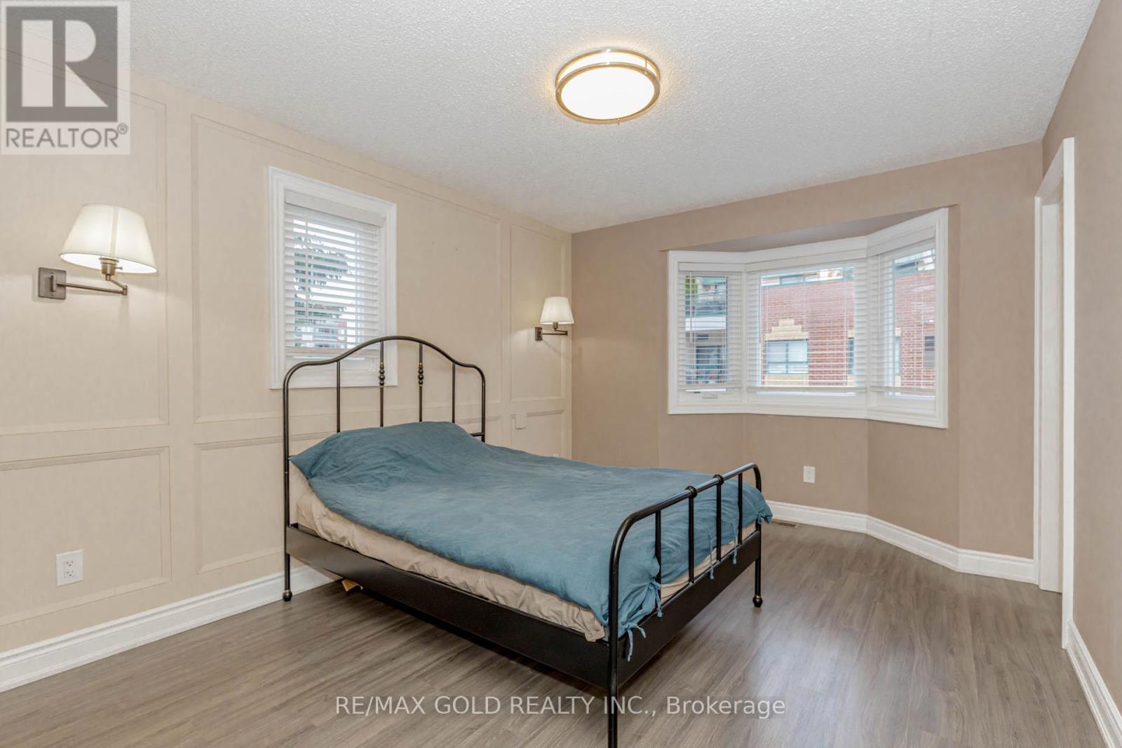 24 Wallace Street, Vaughan, Ontario  L4L 2P3 - Photo 25 - N12317274