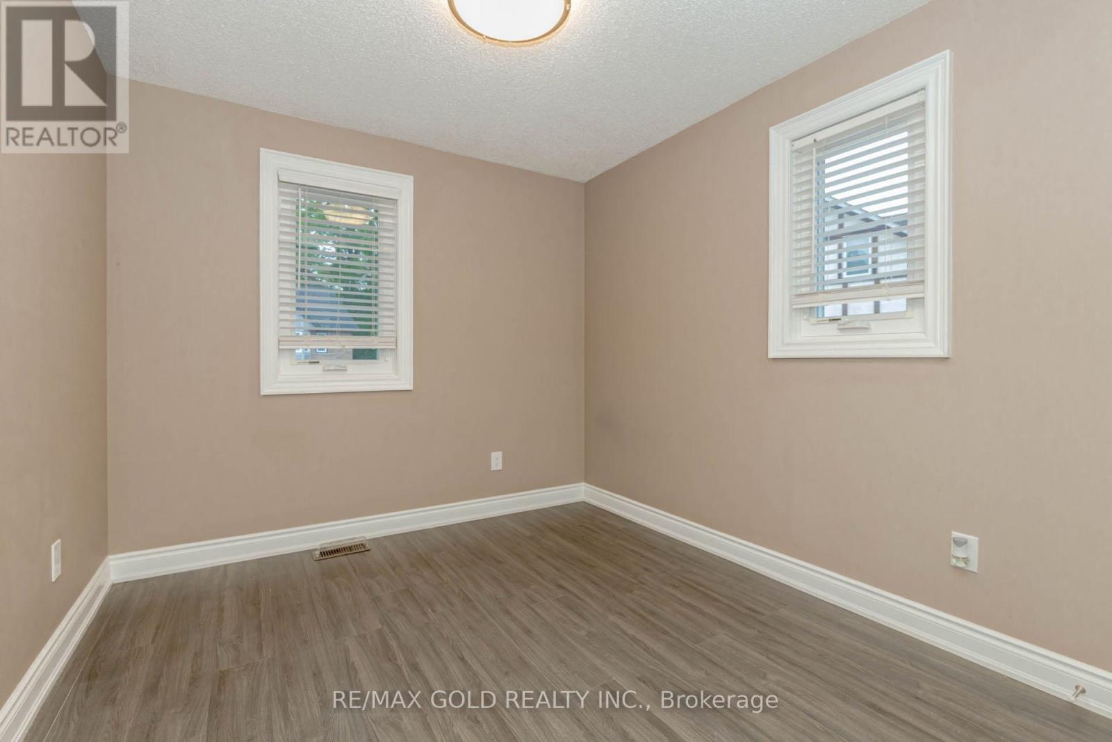 24 Wallace Street, Vaughan, Ontario  L4L 2P3 - Photo 29 - N12317274
