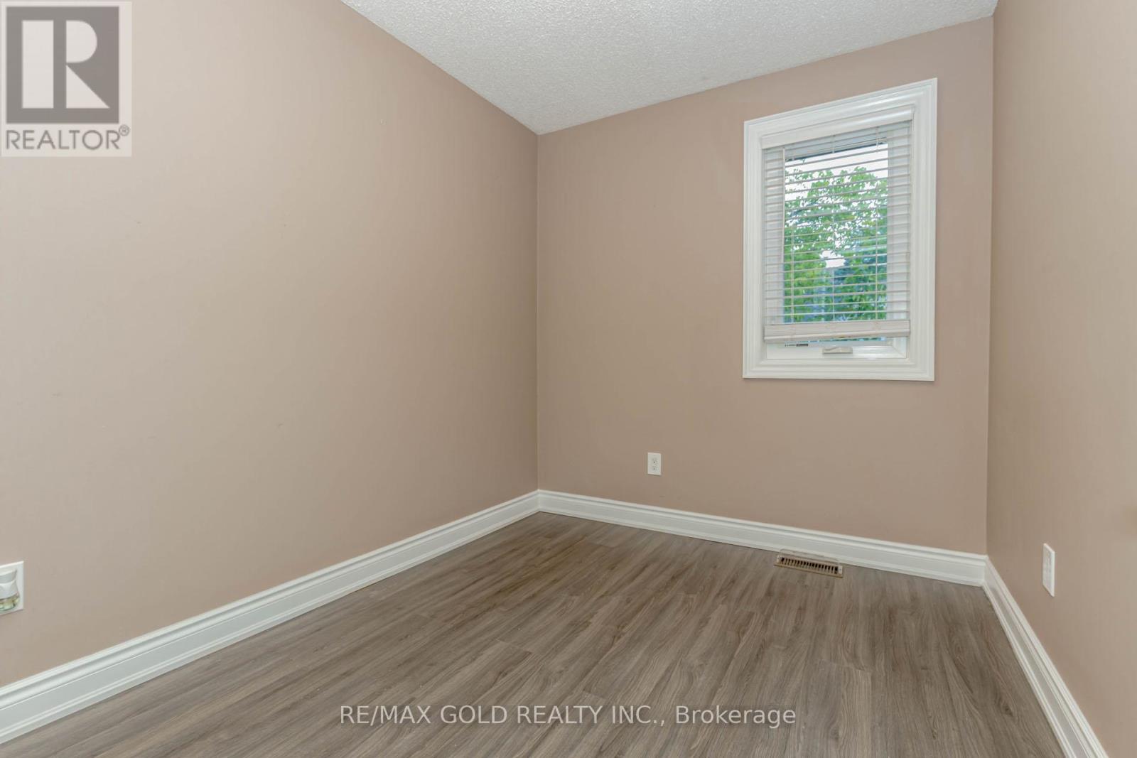 24 Wallace Street, Vaughan, Ontario  L4L 2P3 - Photo 32 - N12317274