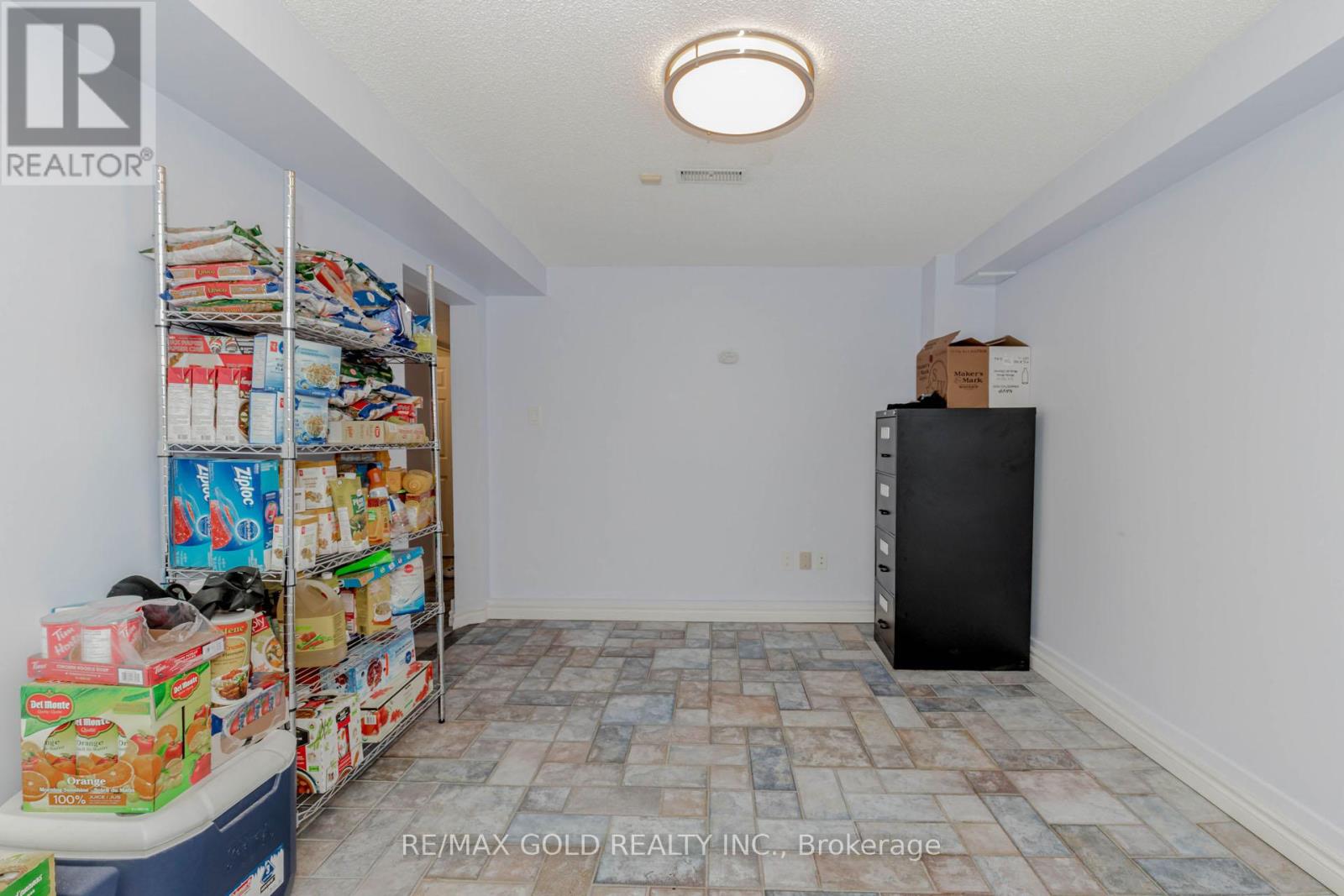 24 Wallace Street, Vaughan, Ontario  L4L 2P3 - Photo 39 - N12317274