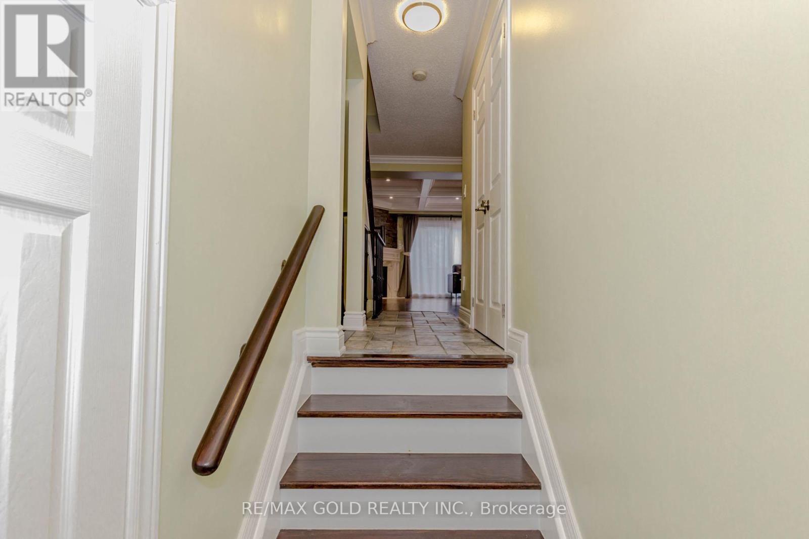 Property at 24 WALLACE STREET image 4
