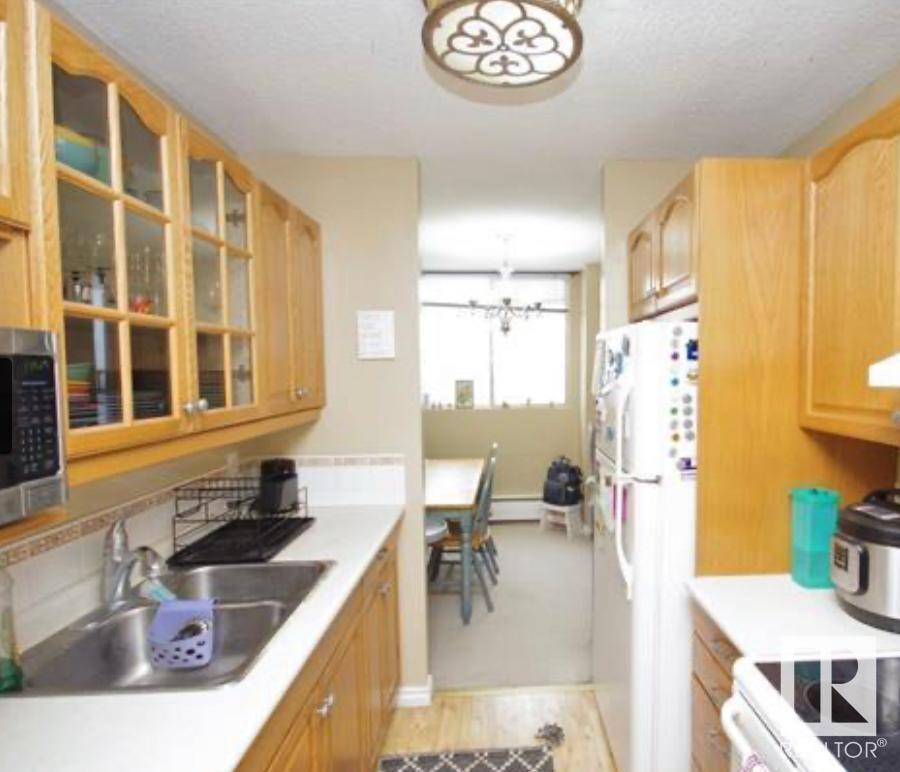Property at #904 13910 STONY PLAIN RD RD NW image 4