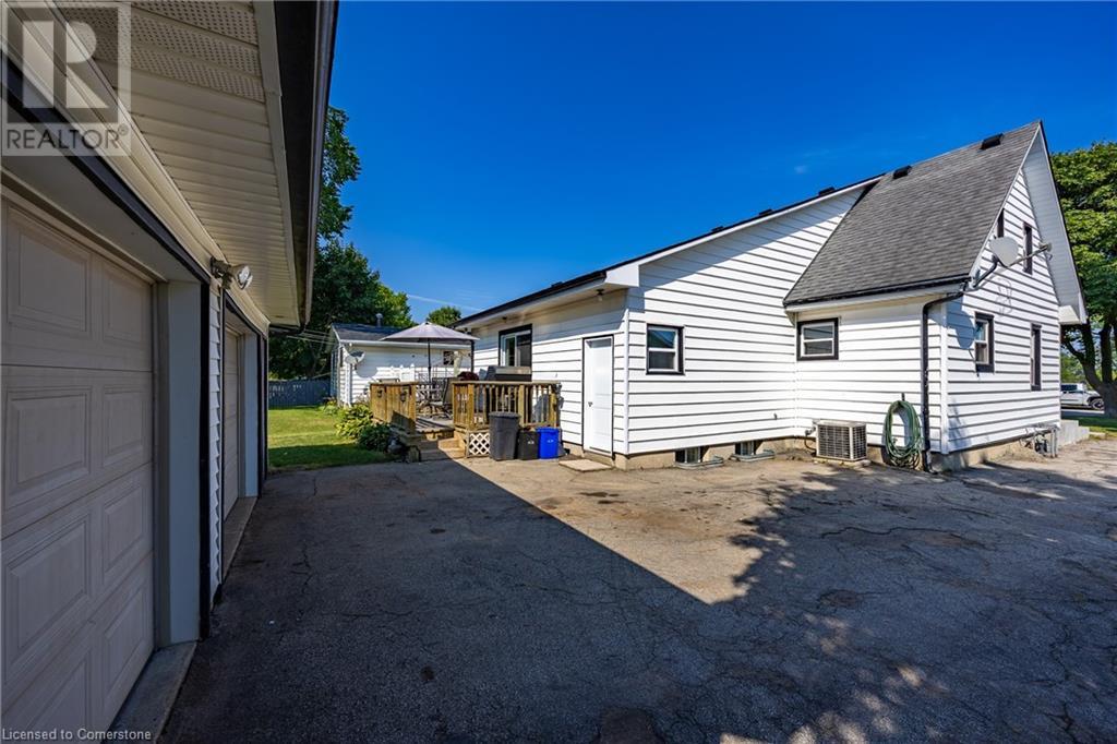 Property at 2041 MAIN Street S image 3
