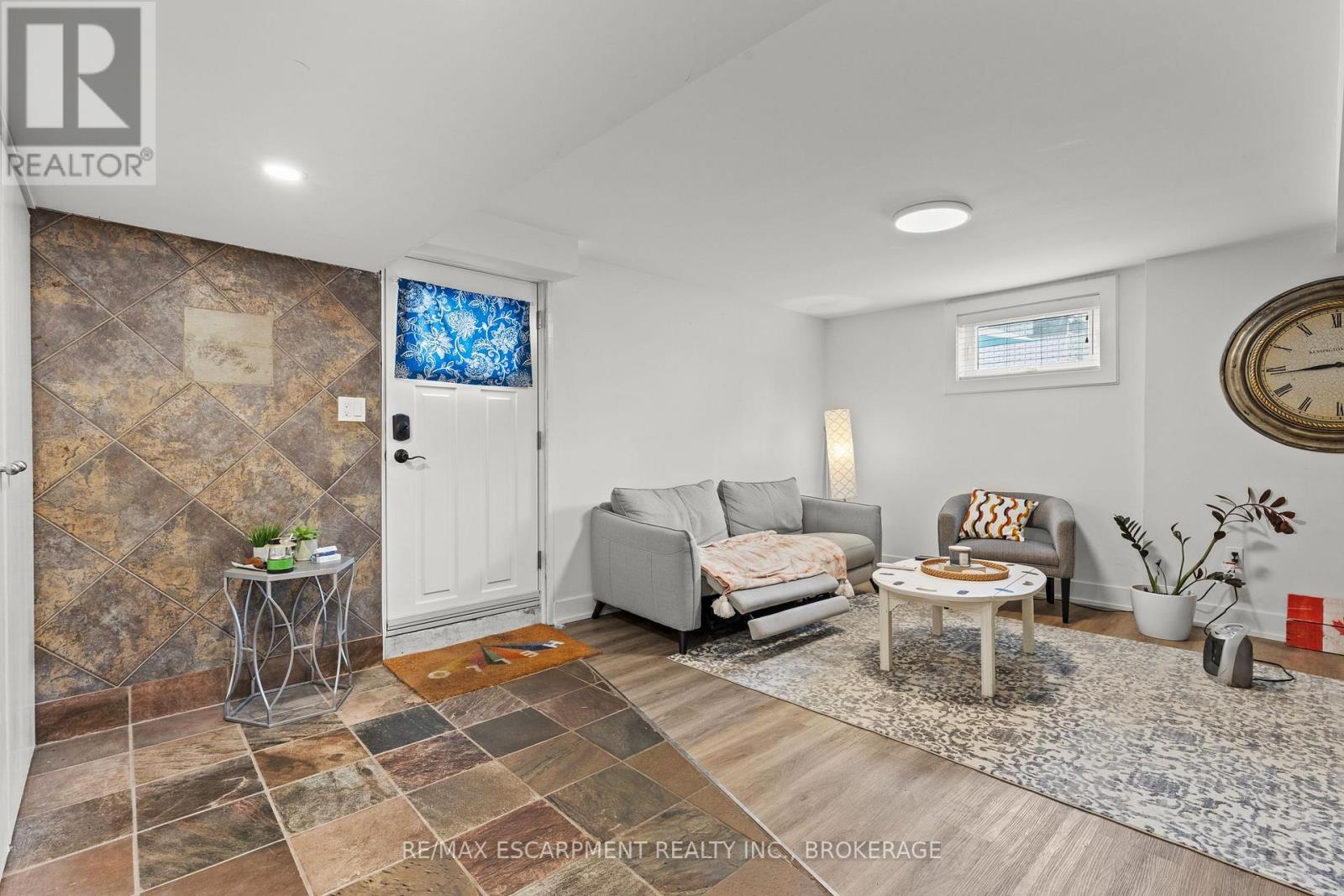 4250 William Street, Lincoln, Ontario  L0R 1B7 - Photo 19 - X12317390