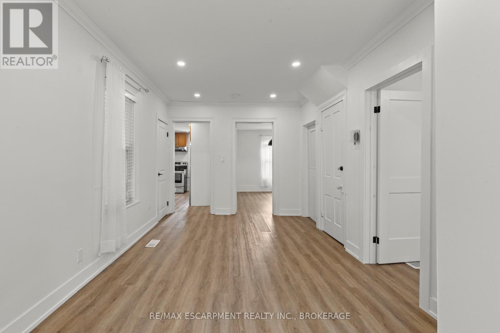 4250 William Street, Lincoln, Ontario  L0R 1B7 - Photo 34 - X12317390