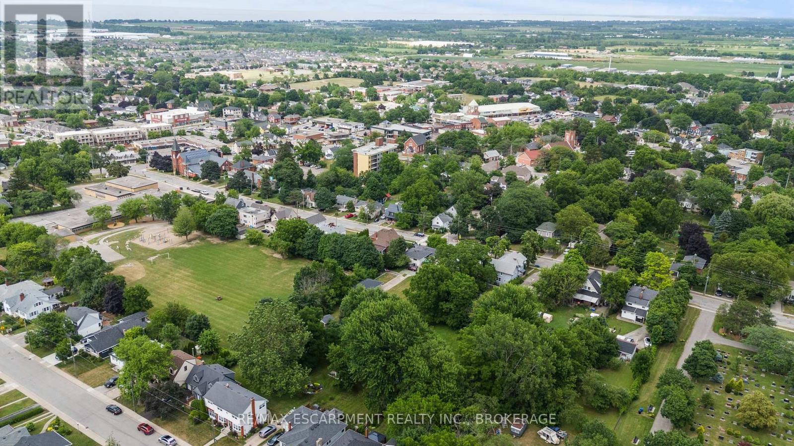 4250 William Street, Lincoln, Ontario  L0R 1B7 - Photo 47 - X12317390