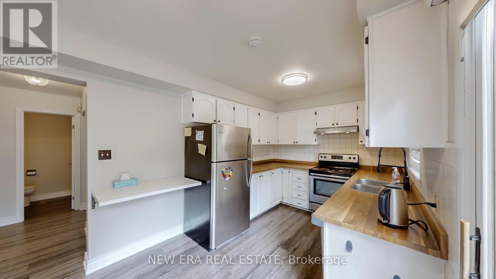 4178 Garnetwood Chase, Mississauga, Ontario  L4W 2G7 - Photo 20 - W12317321