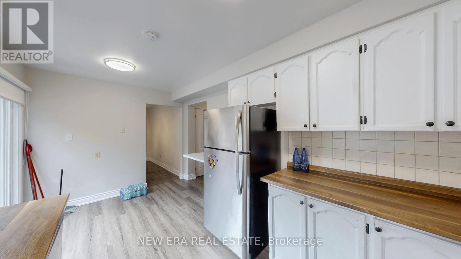 4178 Garnetwood Chase, Mississauga, Ontario  L4W 2G7 - Photo 22 - W12317321