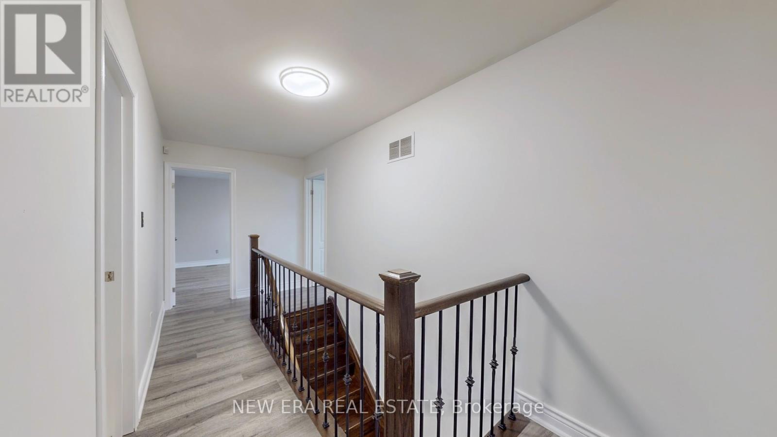 4178 Garnetwood Chase, Mississauga, Ontario  L4W 2G7 - Photo 29 - W12317321