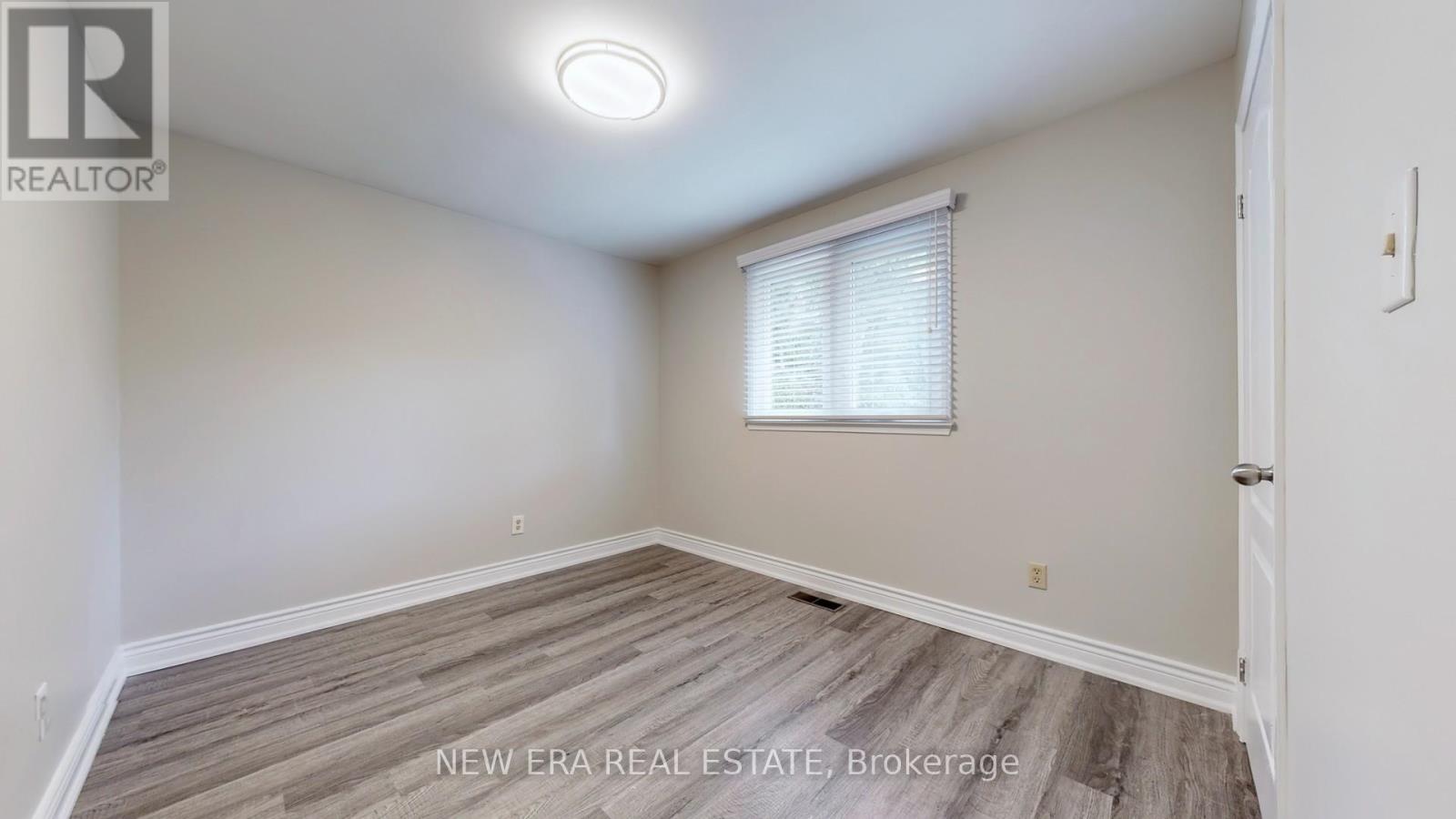 4178 Garnetwood Chase, Mississauga, Ontario  L4W 2G7 - Photo 32 - W12317321