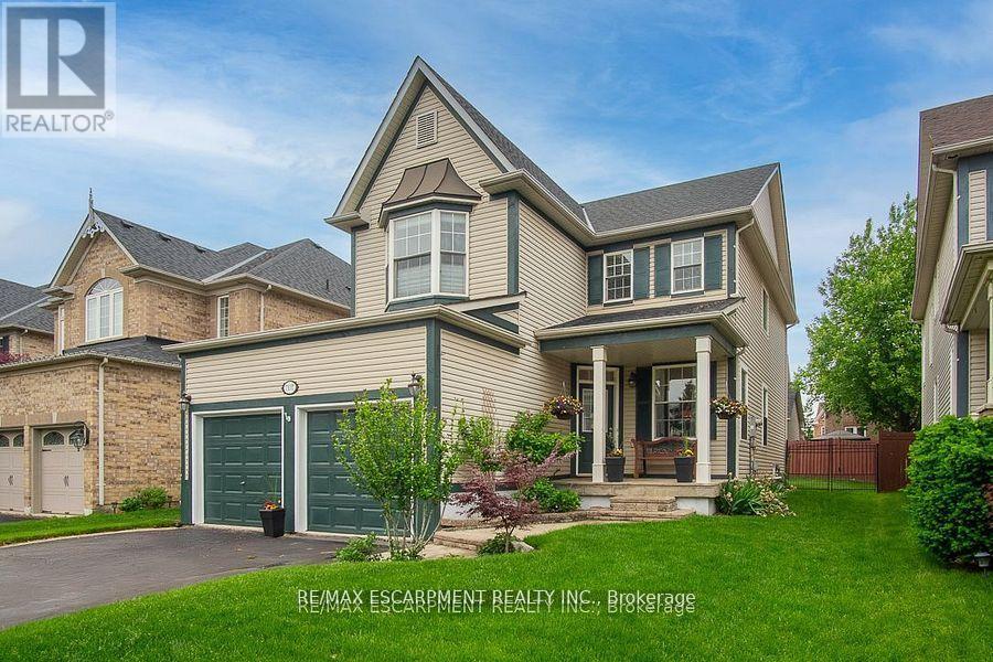 Property at 7107 APPLETREE LANE image 2
