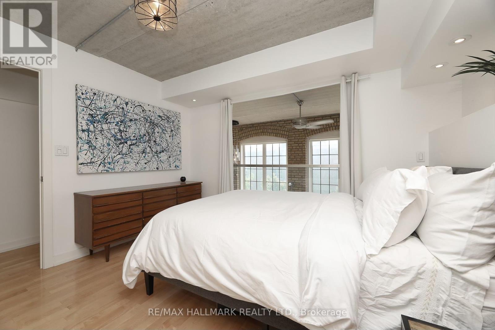 314 - 1100 Lansdowne Avenue, Toronto, Ontario  M6H 4K1 - Photo 11 - W12316939