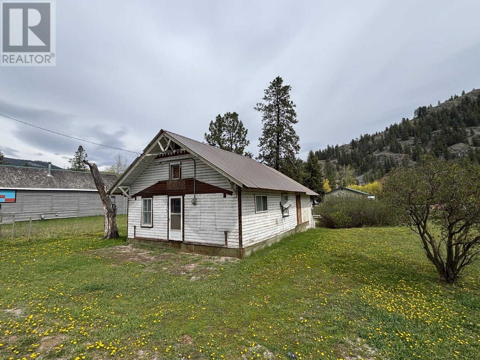 4123 Highway 3 Highway, Rock Creek, British Columbia  V0H 1Y0 - Photo 2 - 10357929
