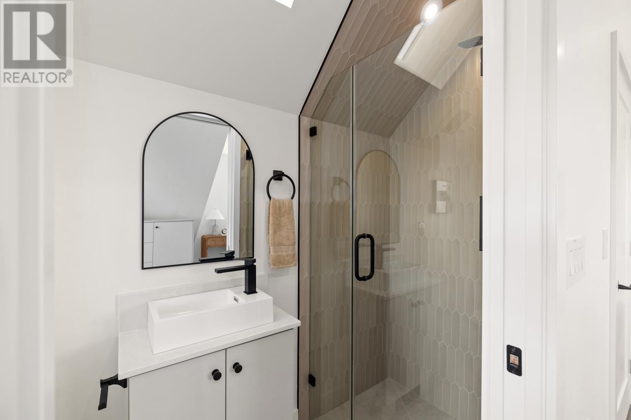 1 2247 Parker Street, Vancouver, British Columbia  V5L 2L8 - Photo 33 - R3032421