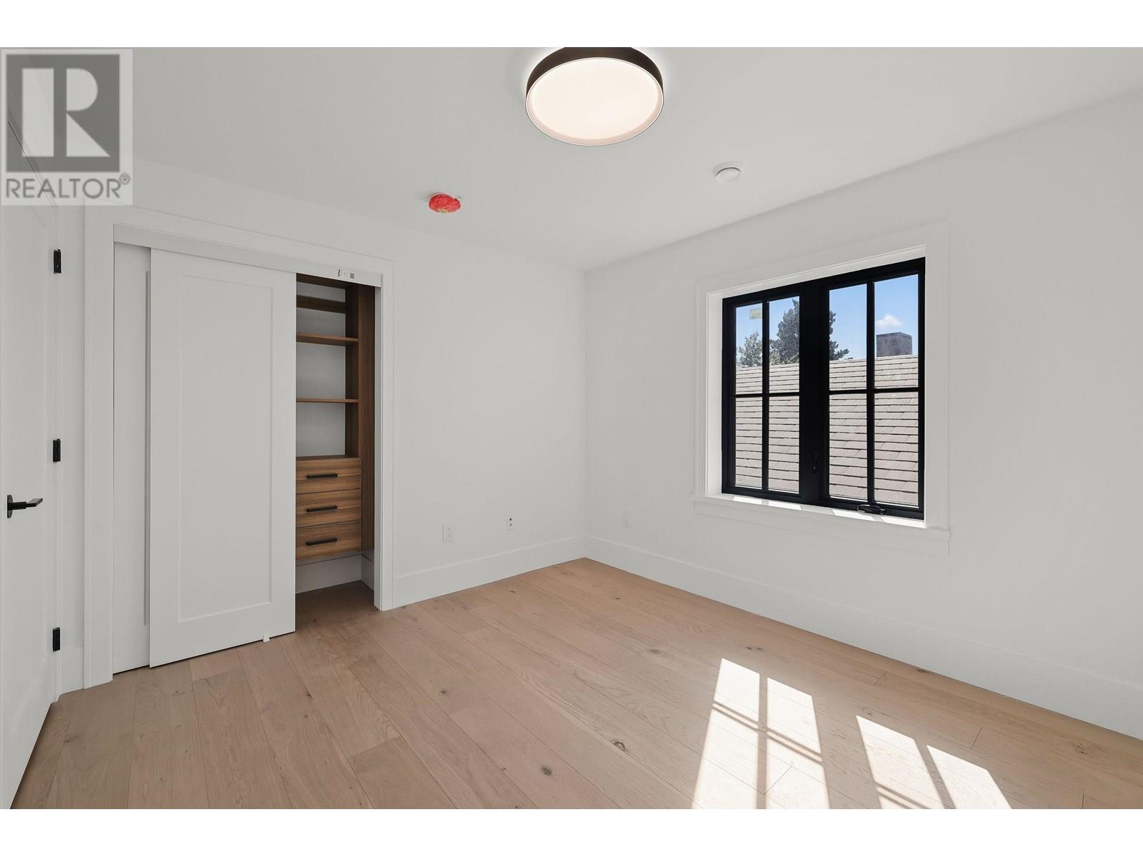 1 2565 Dundas Street, Vancouver, British Columbia  V5K 1P7 - Photo 15 - R3032435