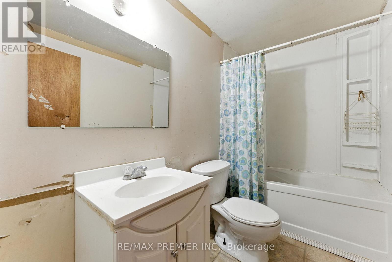 164e Henry Street, Brantford, Ontario  N3S 5C7 - Photo 15 - X12298262