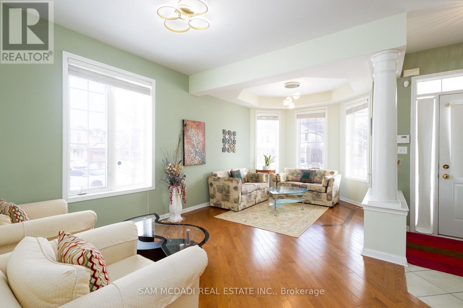 Property at 19 JENNER COURT image 4