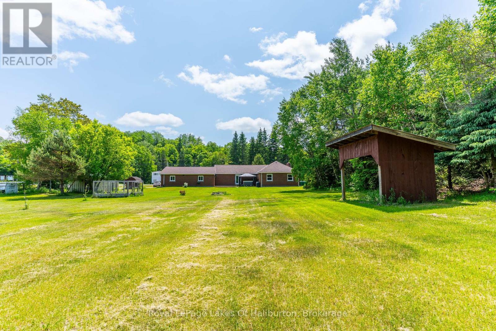 3875 Loop Road, Dysart Et Al, Ontario  K0L 1X0 - Photo 45 - X12317389