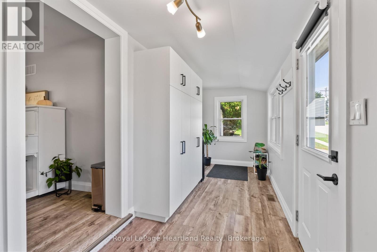 3034 Louisa Street, Howick, Ontario  N0G 1V0 - Photo 4 - X12317410